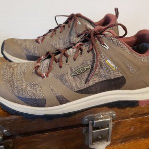 Keen Terradora Waterproof Hiking Shoes Shoes Womens Size 9.5